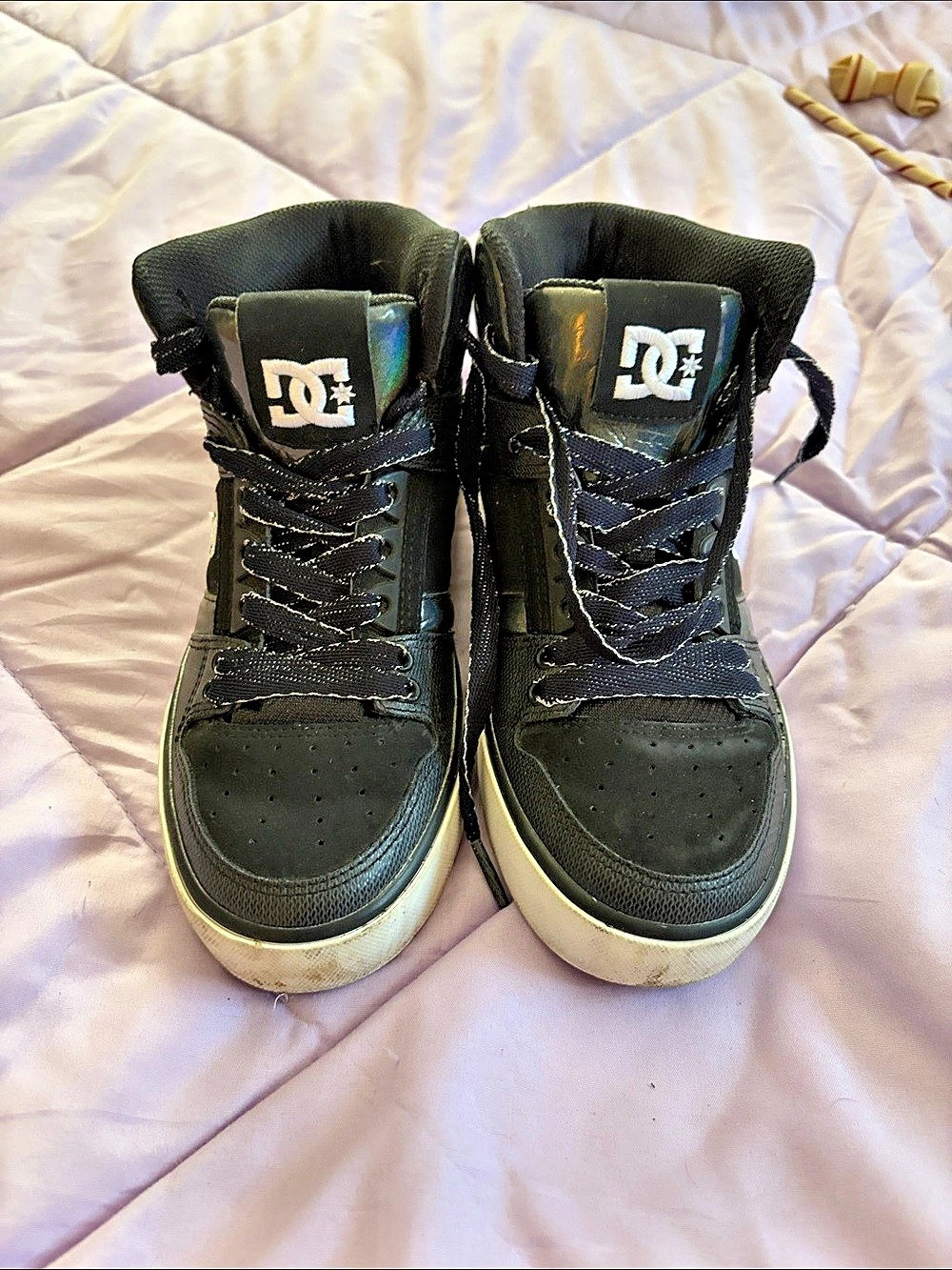 DC high-top sneakers Black & White US 6 NWT